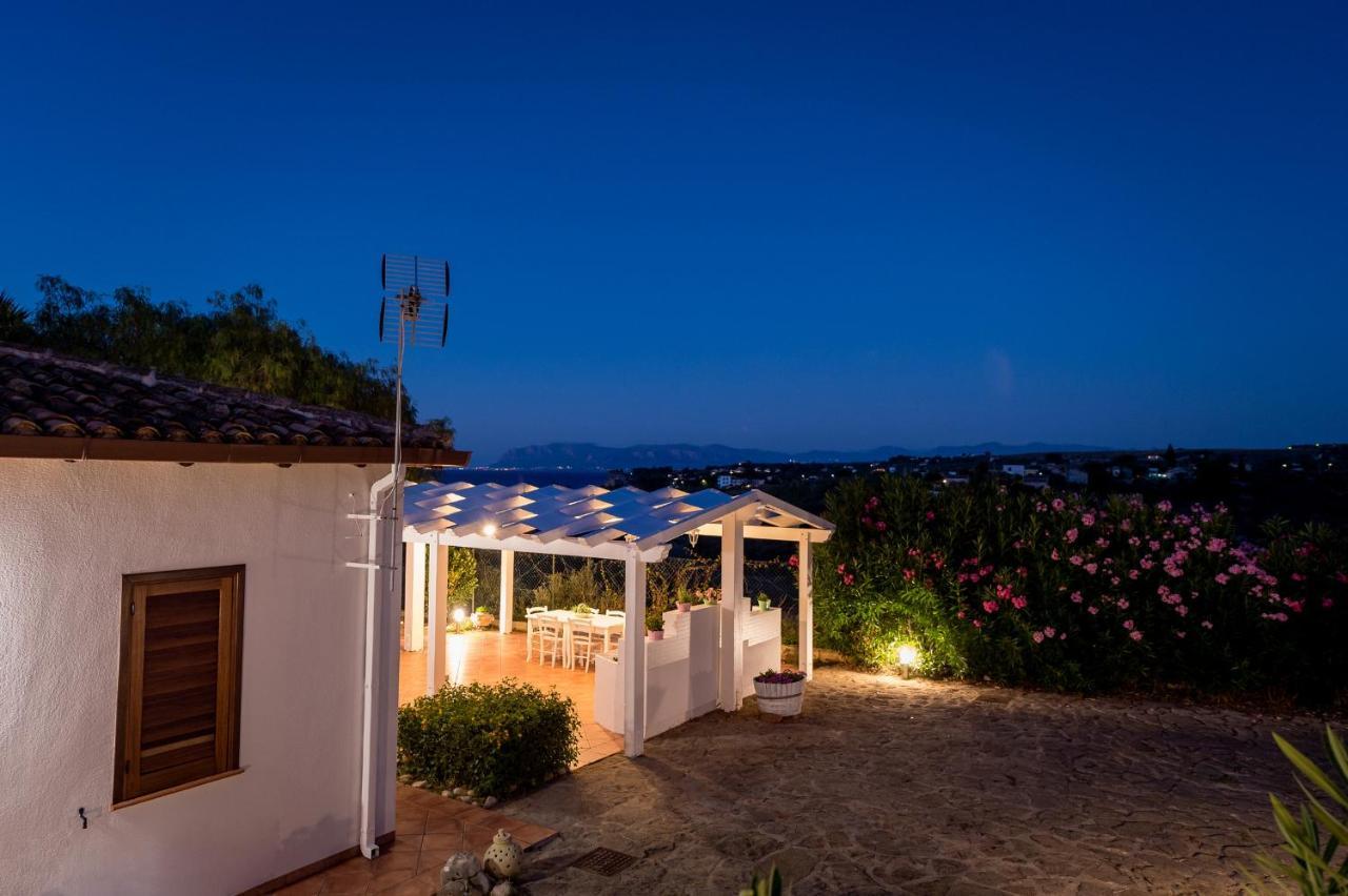 Nuova Villa Intera Guidaloca Scopello  Extérieur photo